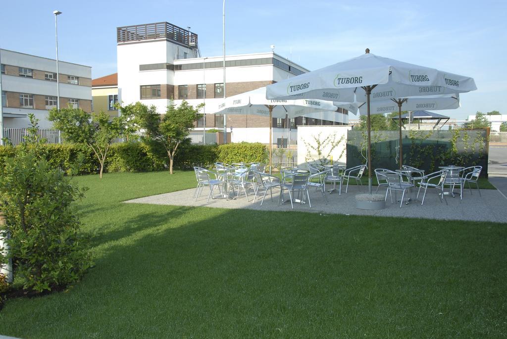 Groane Hotel Residence Cesano Maderno Zewnętrze zdjęcie
