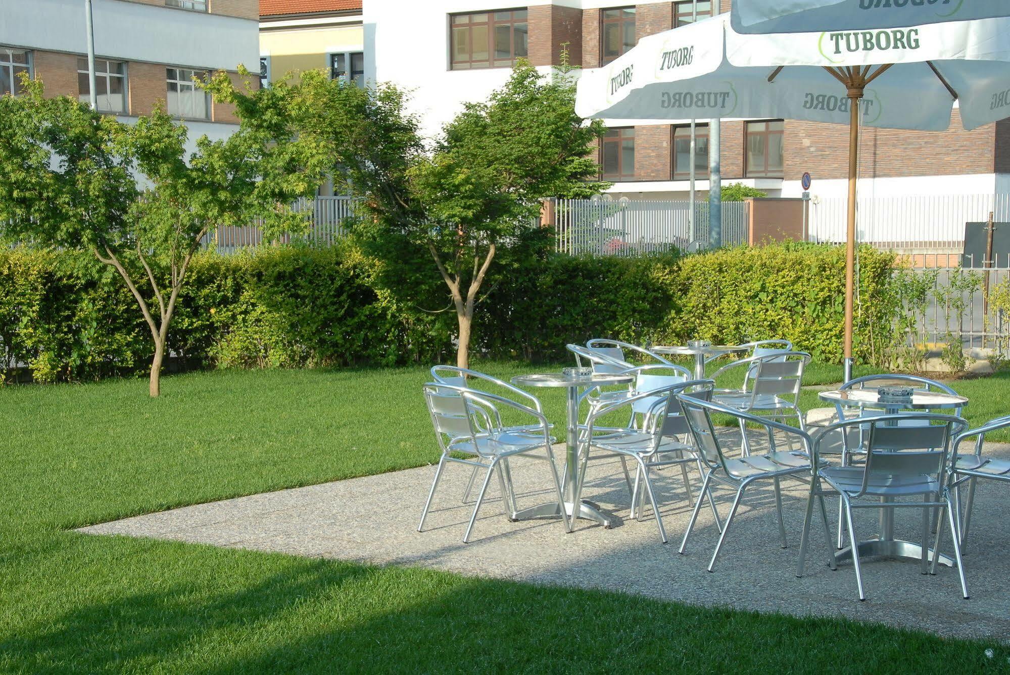 Groane Hotel Residence Cesano Maderno Zewnętrze zdjęcie